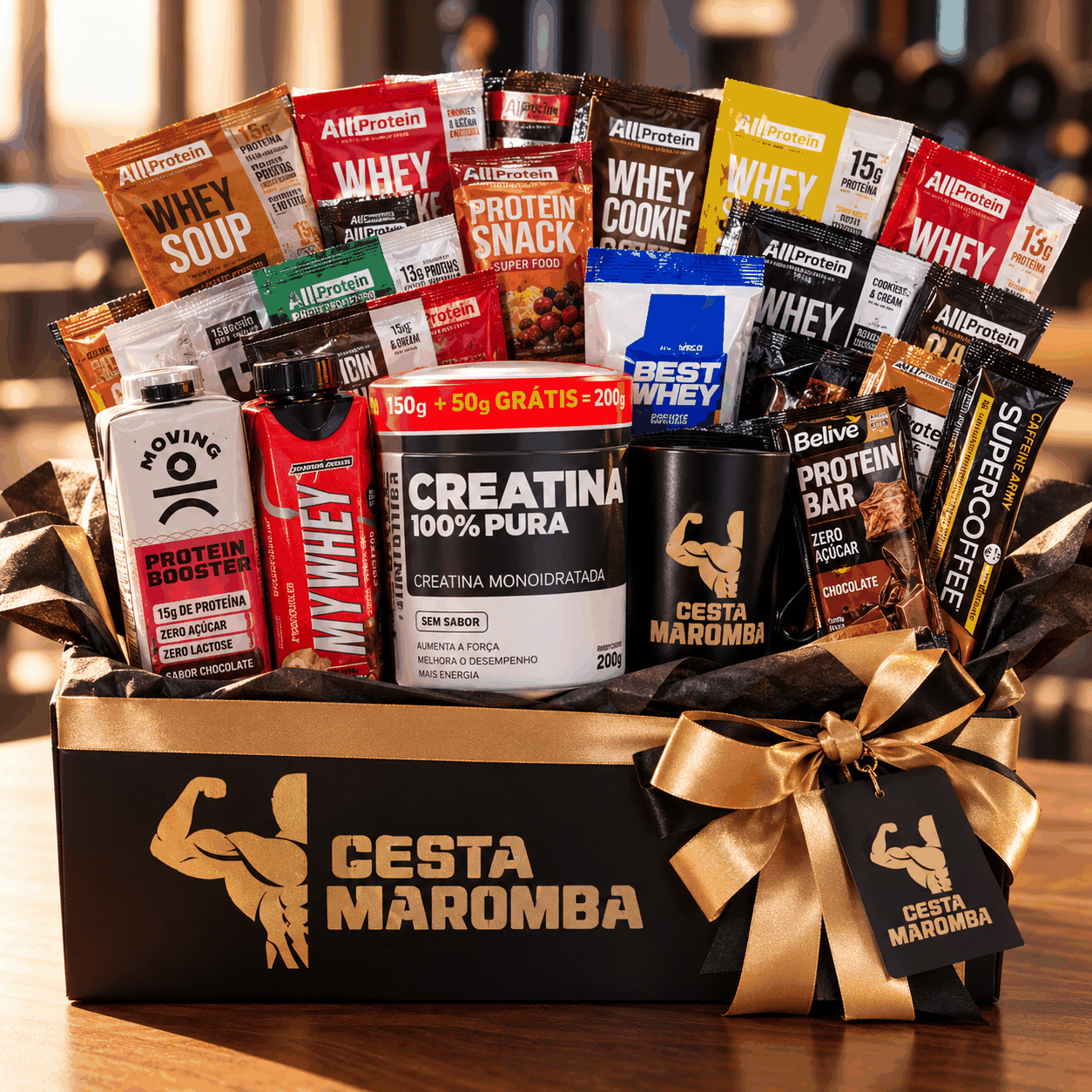 Cesta Maromba com creatina, whey, bebidas proteicas e snacks